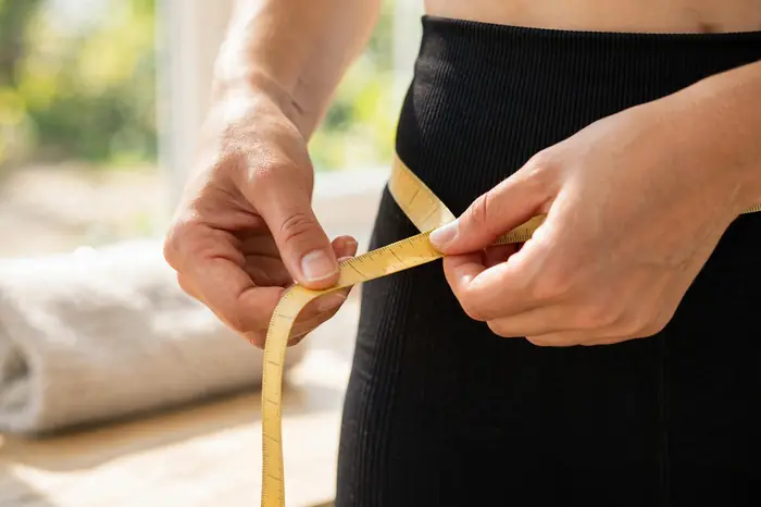 Mérőszalag derékbőség méréséhez — bmi kalkulátor mellett érdemes ezt is figyelni